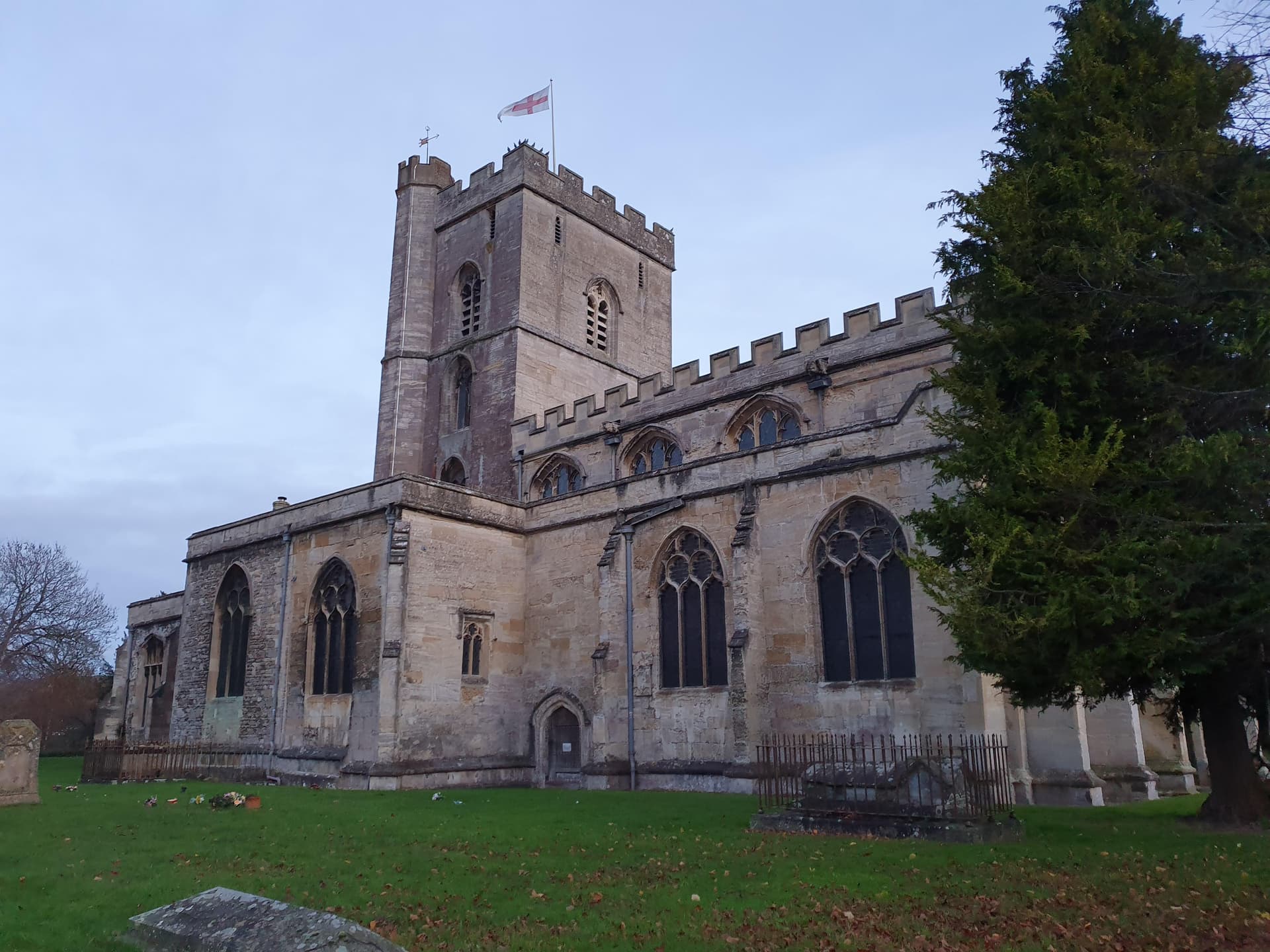 Historische Einblicke in die Baugeschichte der Ingelheimer Burgkirche