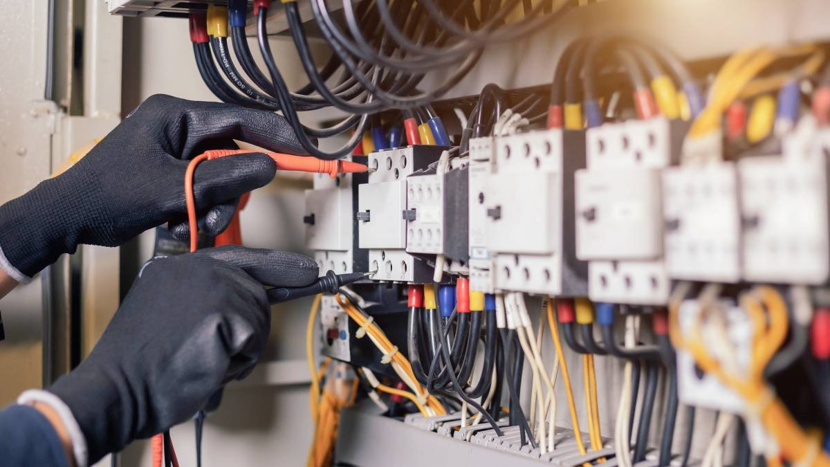 DGUV V3 Prüfung – Wer ist für die Durchführung verantwortlich?