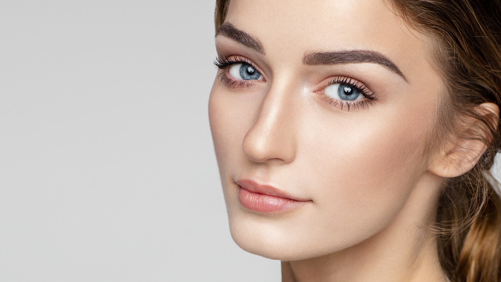 Perfekte Augenbrauen und Wimpern – LashLink erfüllt Ihre Beauty-Wünsche