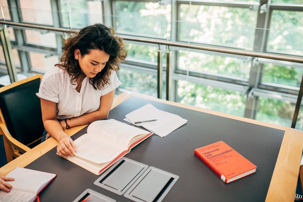 Dissertation Korrektur: Professionelle Hilfe für akademische Erfolge