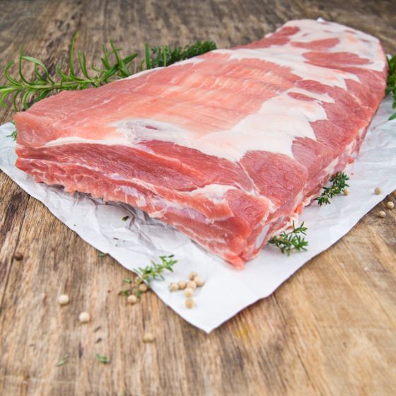 Rippchen kaufen und verfeinern: Schweinerippchen mit verschiedenen Gewürzen und Marinaden