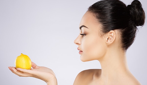 Achieve Spotless Skin: Easily Remove Dark Spots with Lemon Juice