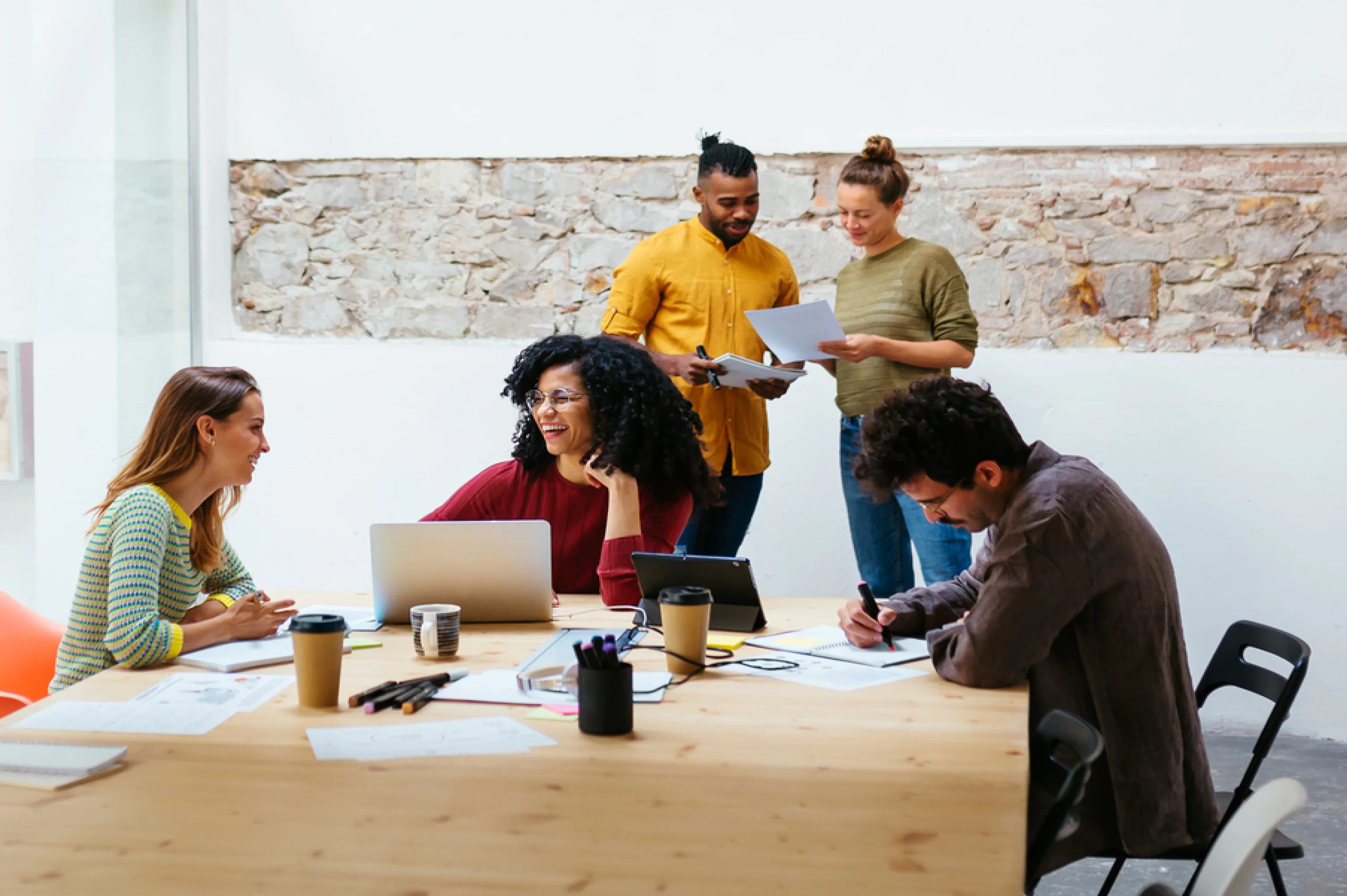 Die Vorteile eines Headhunters bei der Kandidatensuche