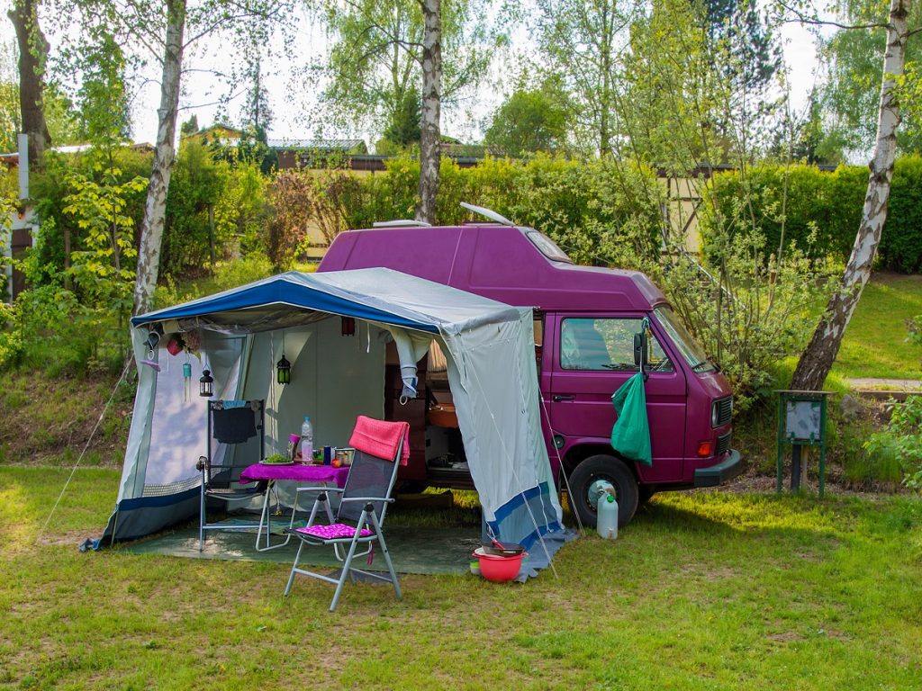 Spaß beim Campen: Tipps für ein stressfreies Camping-Erlebnis