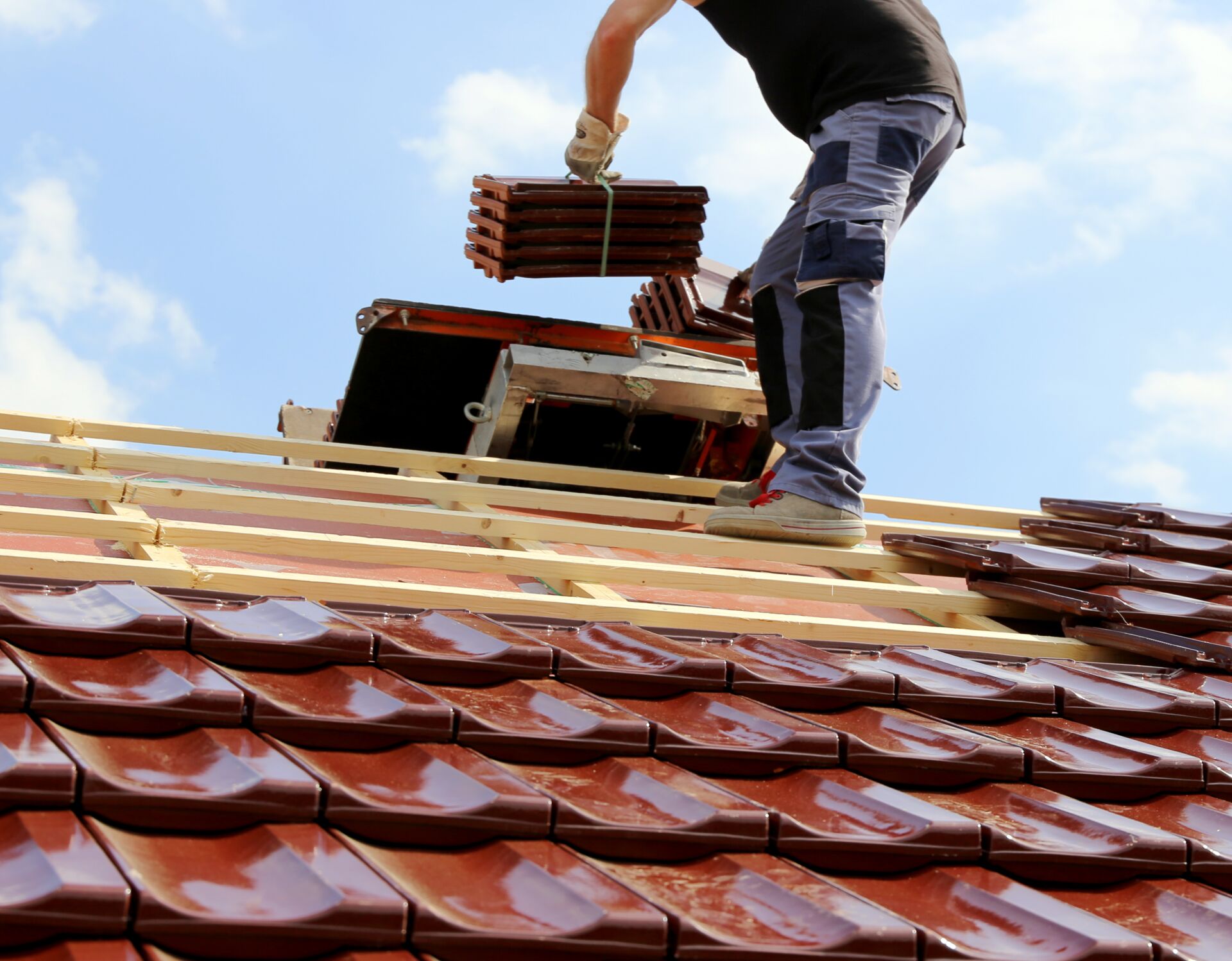 Dachdecker in der Nähe gesucht? Meister-Job hilft dir!